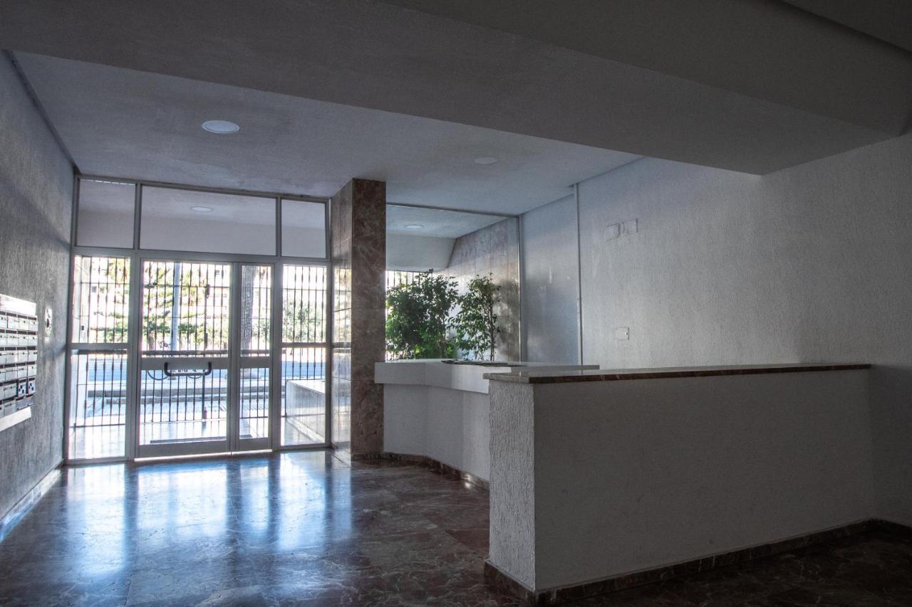 Apartamento La Bajamar Кадис Екстериор снимка